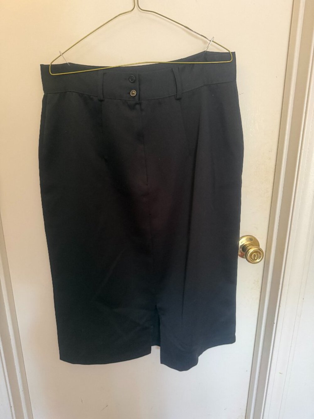 Anna G. Black Pencil Skirt W 18-32